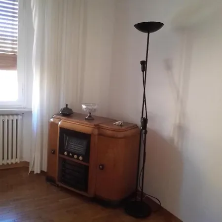 Interno3 *